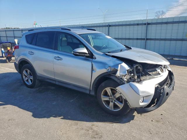 Toyota RAV4 Xle Image 4