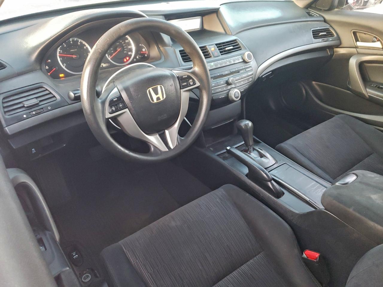 Honda Accord Lx Image 3