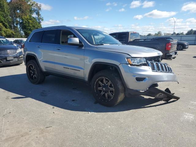 Jeep Grand Cherokee Laredo Image 3