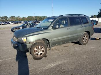  Salvage Toyota Highlander