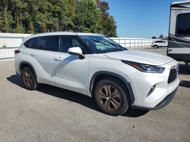 Toyota Highlander Hybrid Xle Image 4