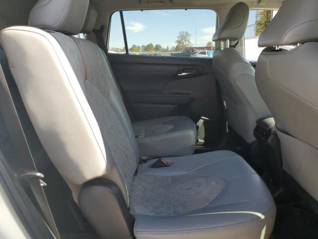 Toyota Highlander Hybrid Xle Image 11