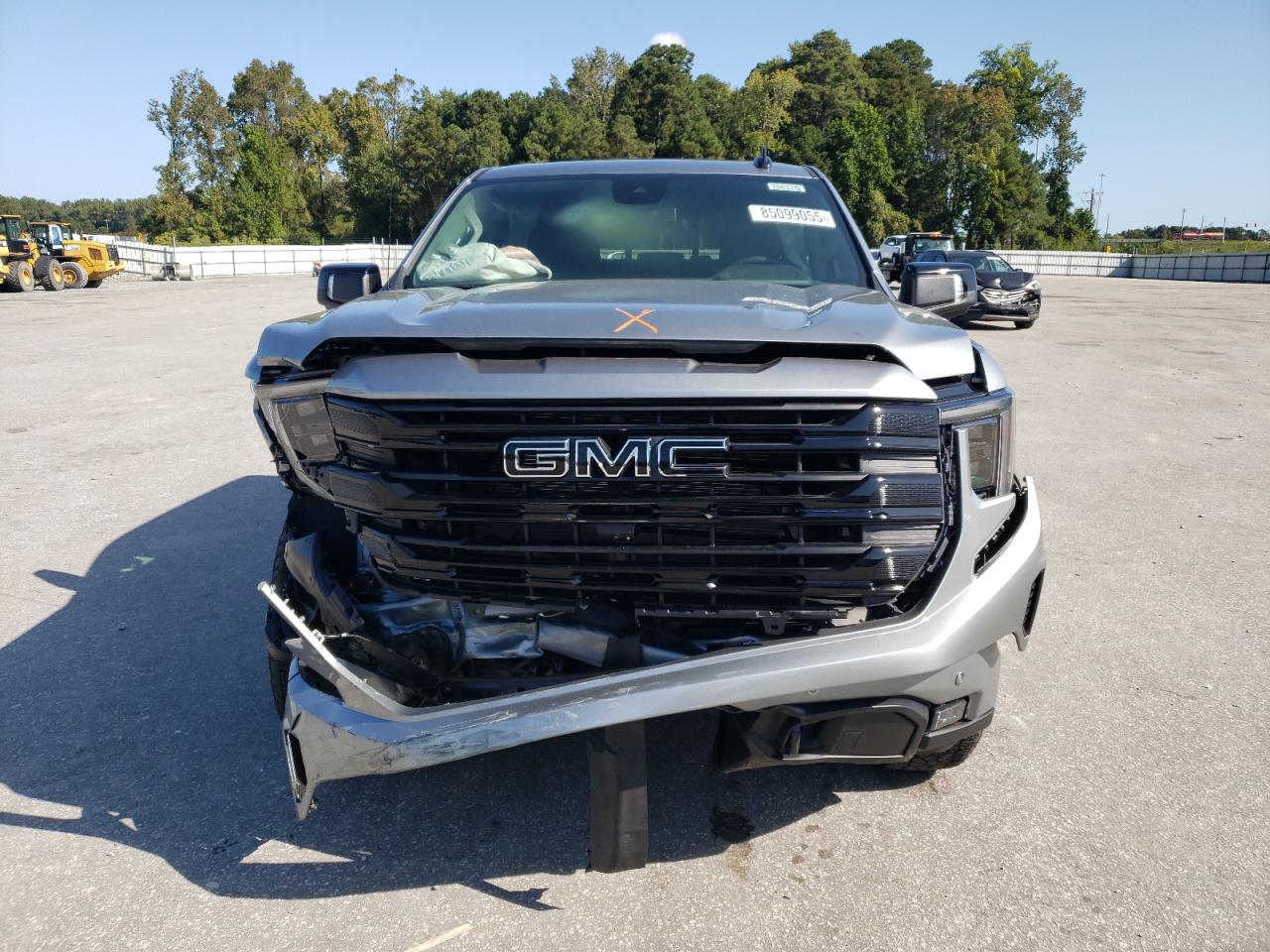 GMC Sierra K1500 Elevation Image 5