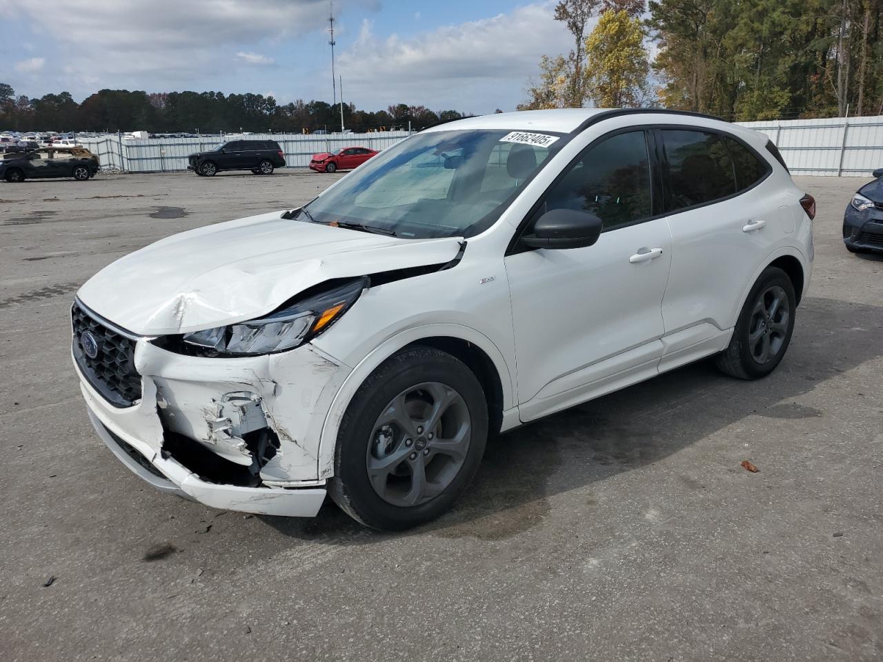 Ford Escape St Line Image 1