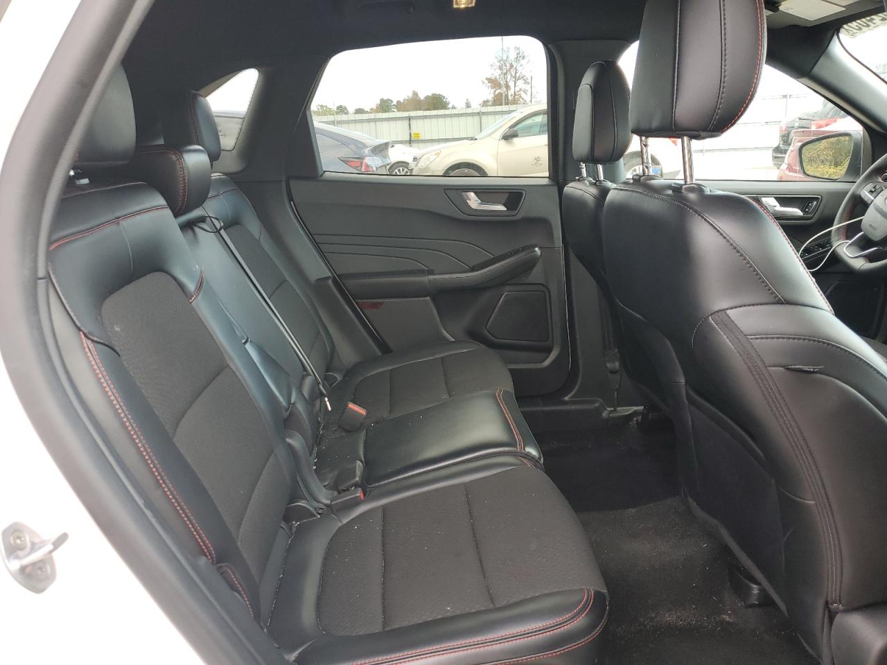 Ford Escape St Line Image 2