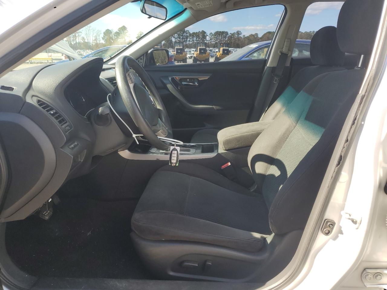 Nissan Altima 2.5 Image 6