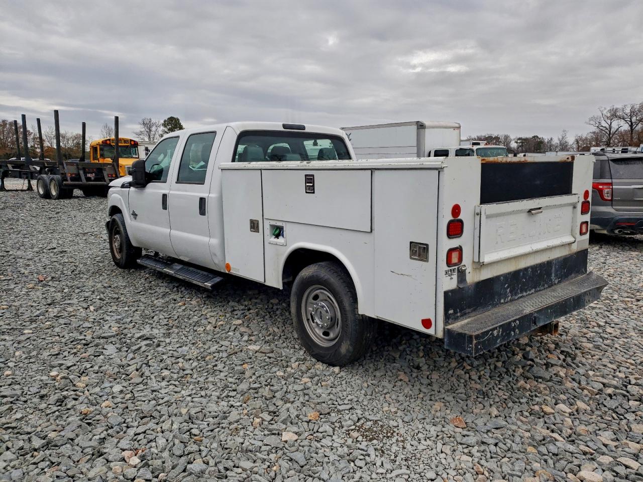 Ford F-350 Super Duty Image 3