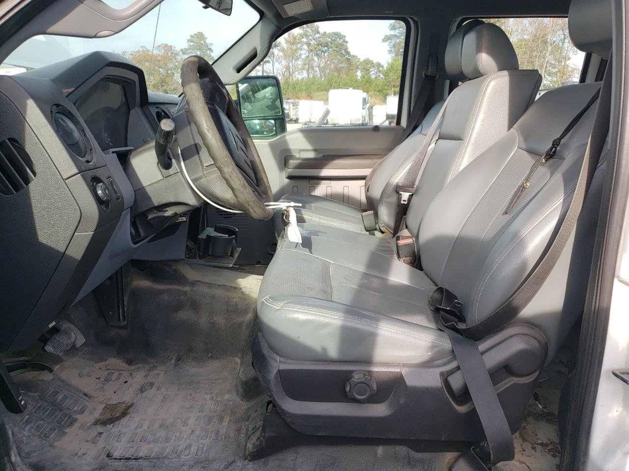 Ford F-350 Super Duty Image 5