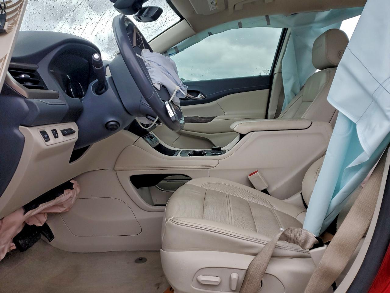 GMC Acadia Denali Image 5