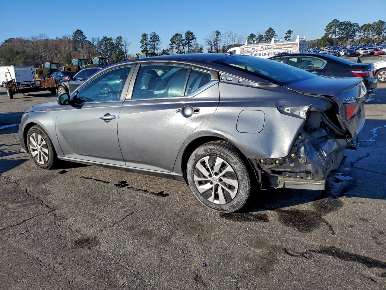 Nissan Altima S Image 4