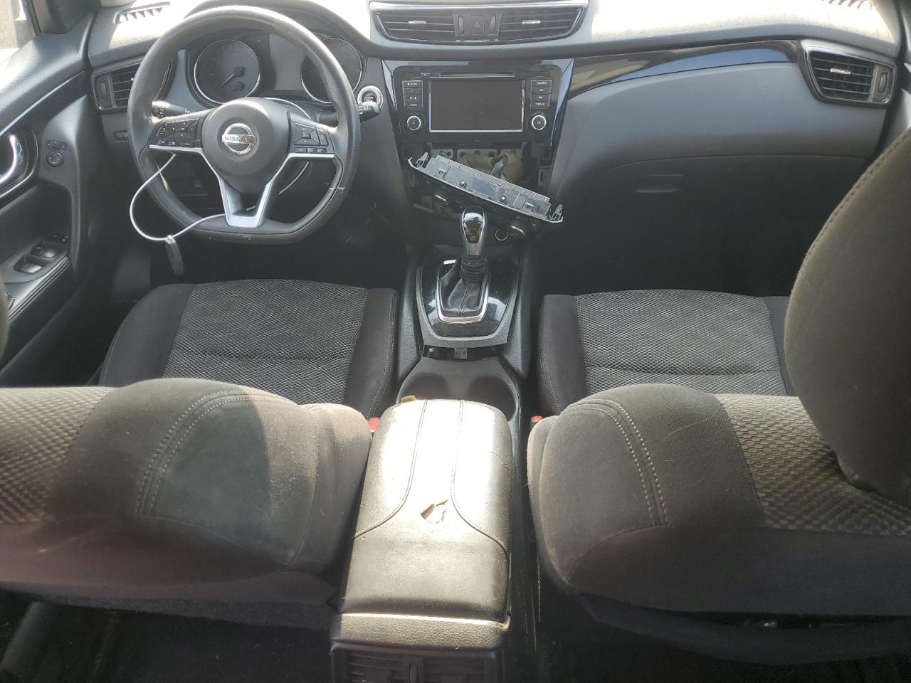 Nissan Rogue S Image 4
