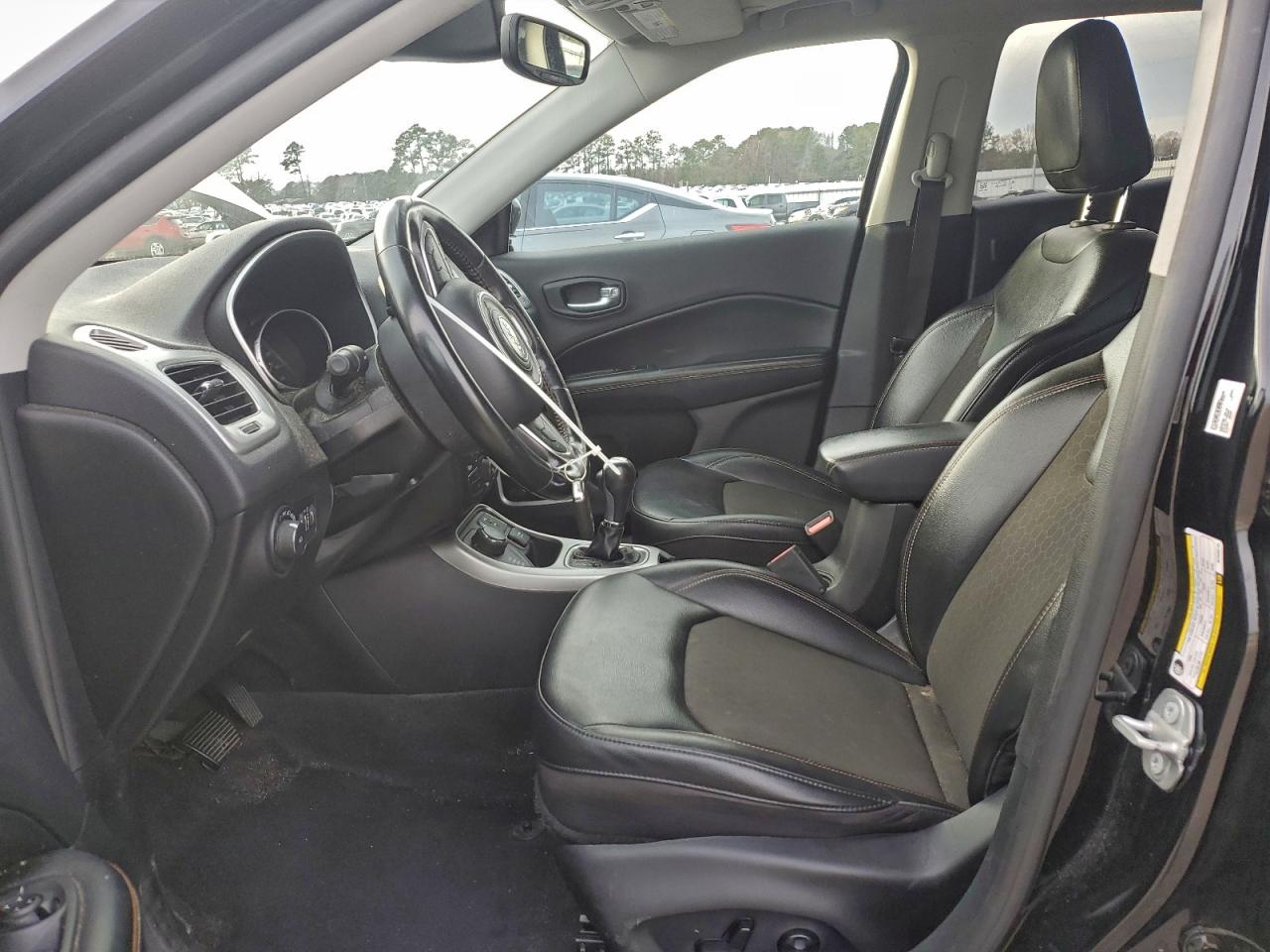 Jeep Compass Latitude Image 13