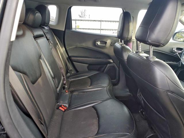 Jeep Compass Latitude Image 6