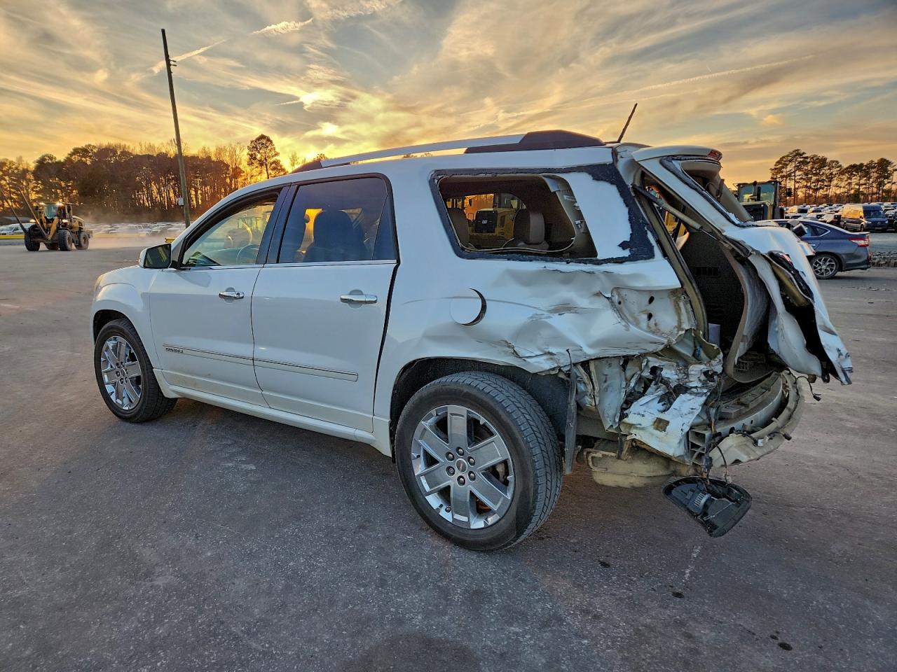 GMC Acadia Denali Image 7