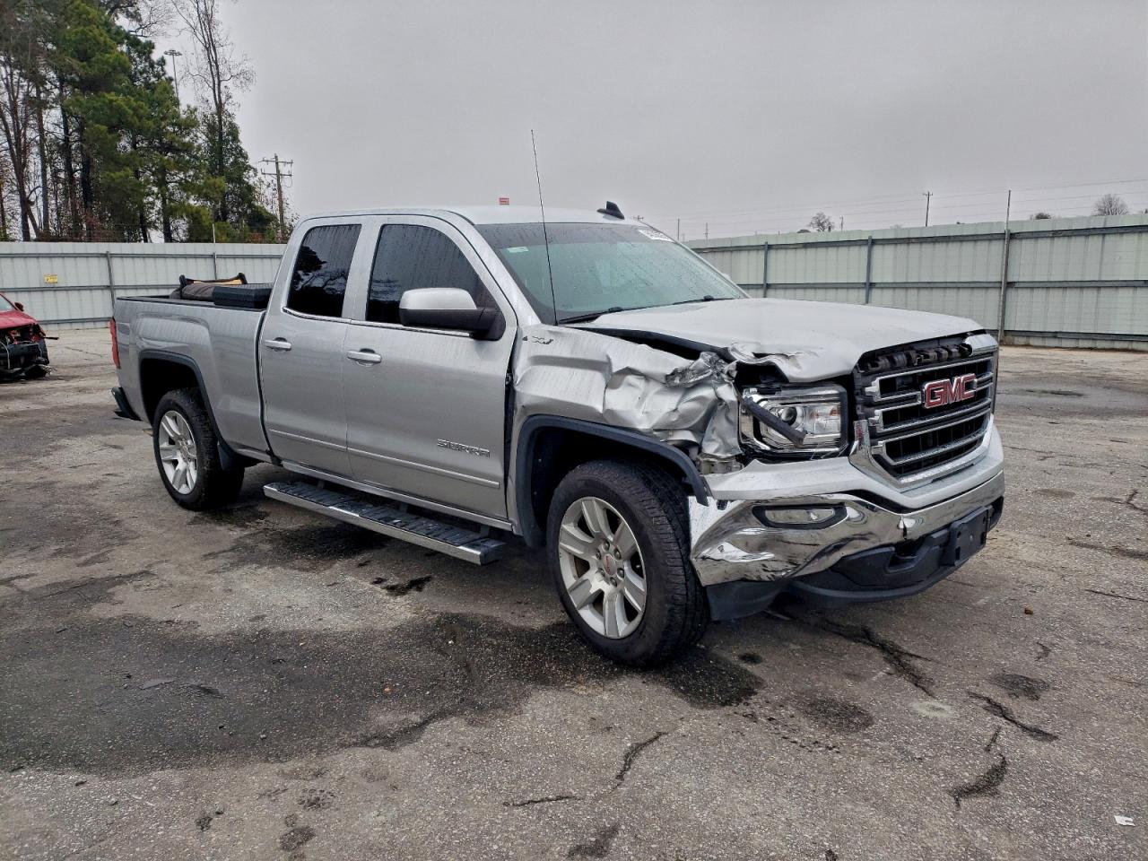 GMC Sierra K1500 Sle Image 4