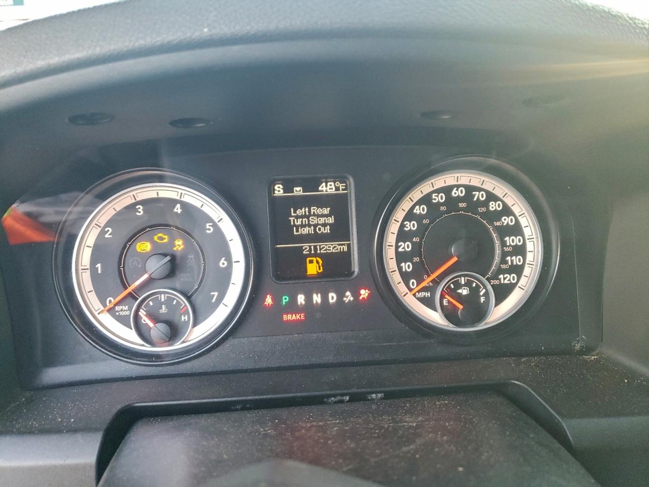 Ram 1500 Slt Image 8