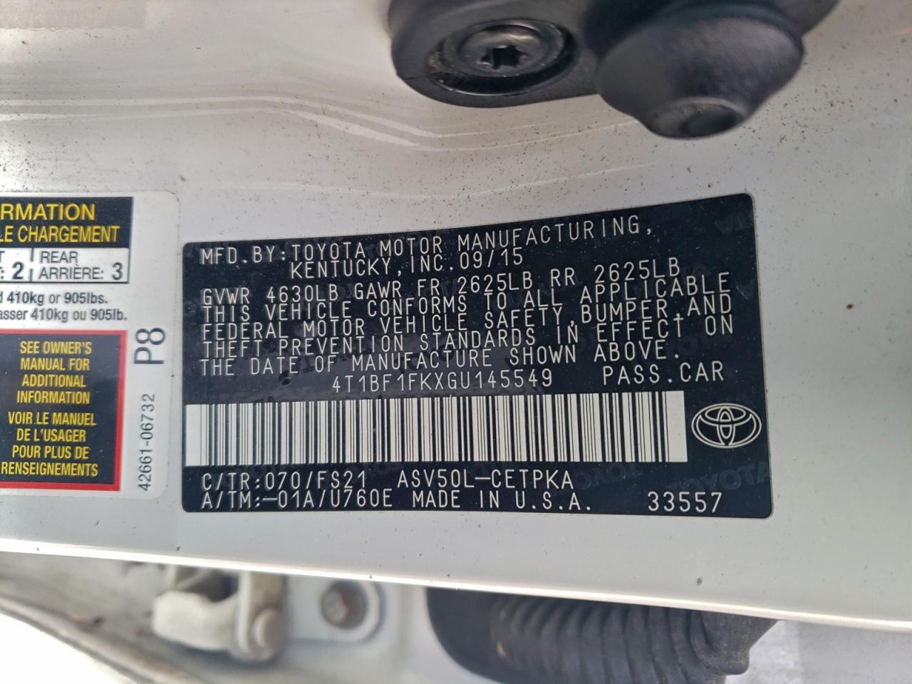 Toyota Camry Le Image 10