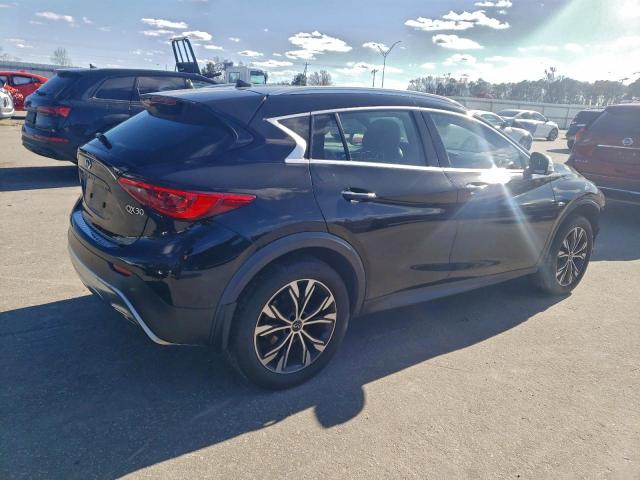 INFINITI Qx Base Image 13