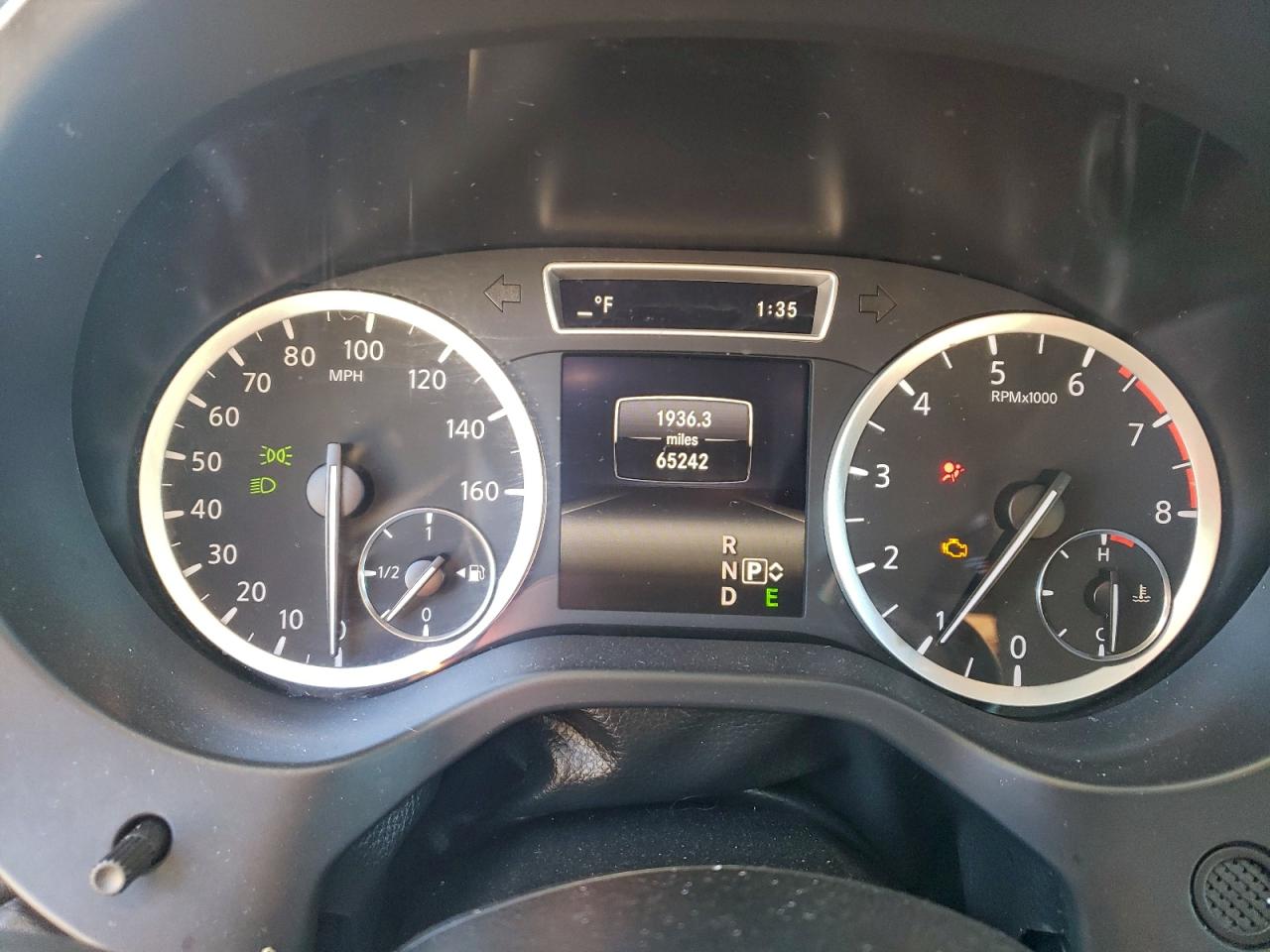 INFINITI Qx Base Image 10