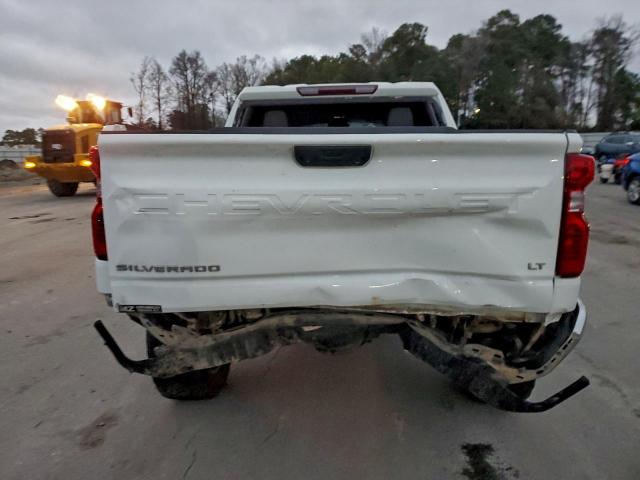 Chevrolet Silverado K1500 Lt Image 11
