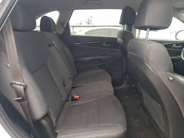Kia Sorento Lx Image 8