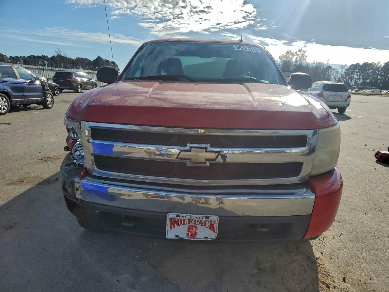 Chevrolet Silverado K1500 Image 3