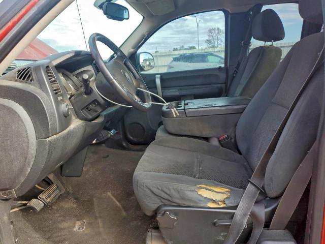 Chevrolet Silverado K1500 Image 6