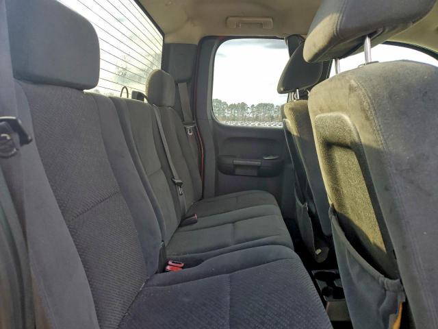 Chevrolet Silverado K1500 Image 11