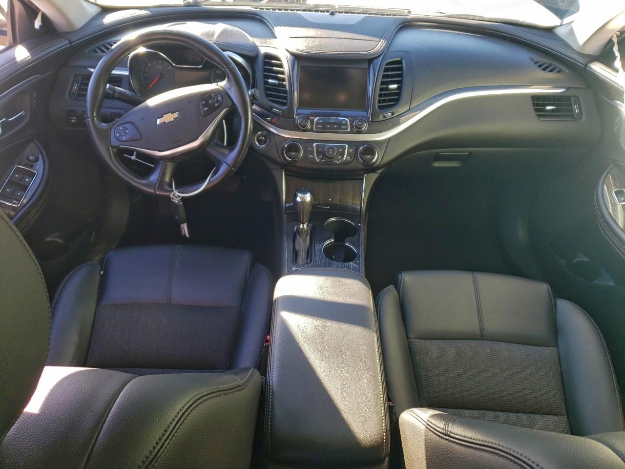 Chevrolet Impala Lt Image 10