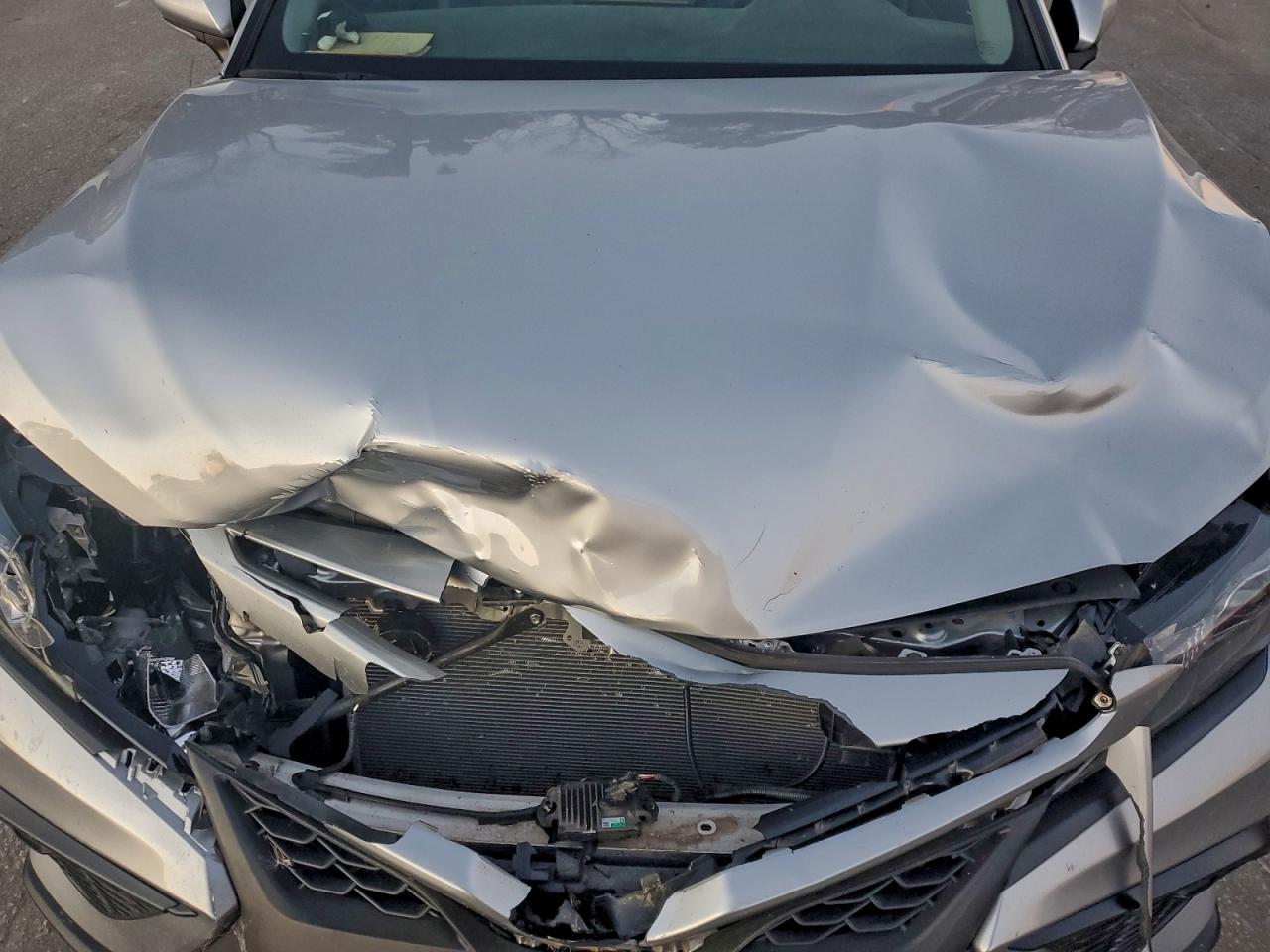 Toyota Camry Se Night Shade Image 10