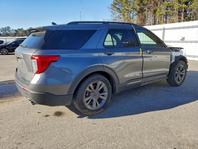 Ford Explorer Xlt Image 4