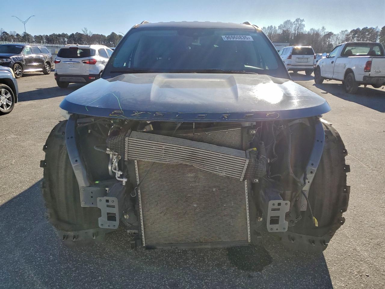 Ford Explorer Xlt Image 9