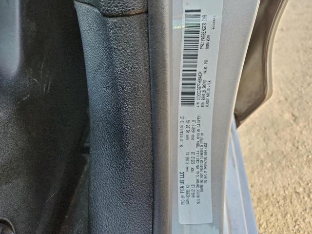 Chrysler 200 Limited Image 10