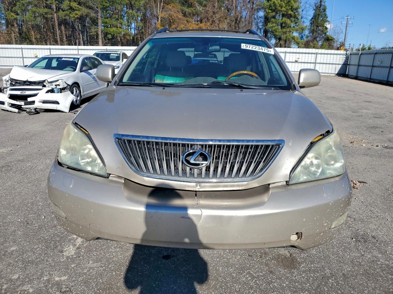 Lexus RX 330 Image 4