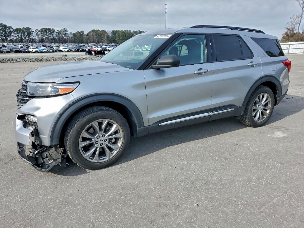 Ford Explorer Xlt Image 1