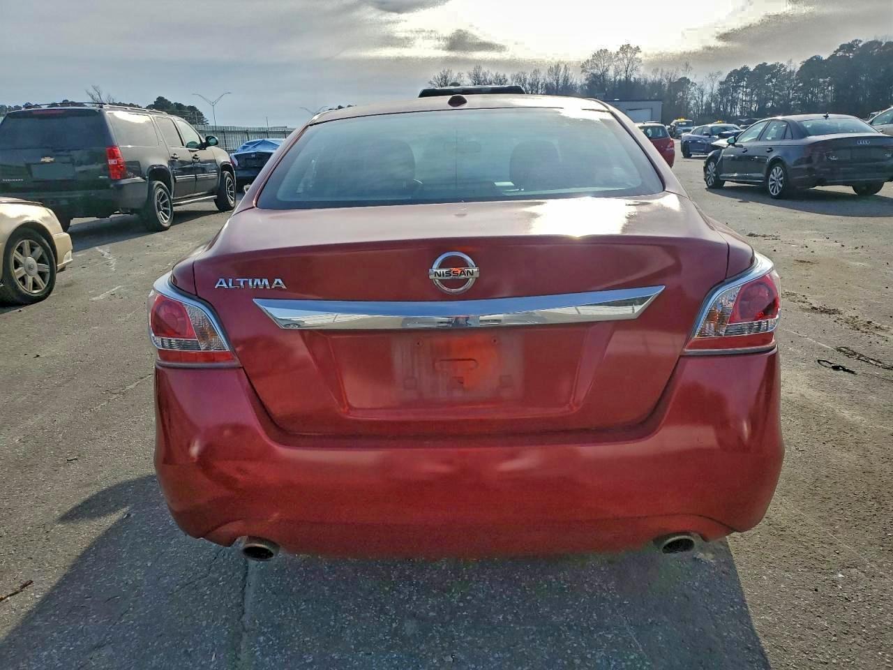 Nissan Altima 2.5 Image 4