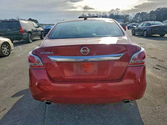 Nissan Altima 2.5 Image 4