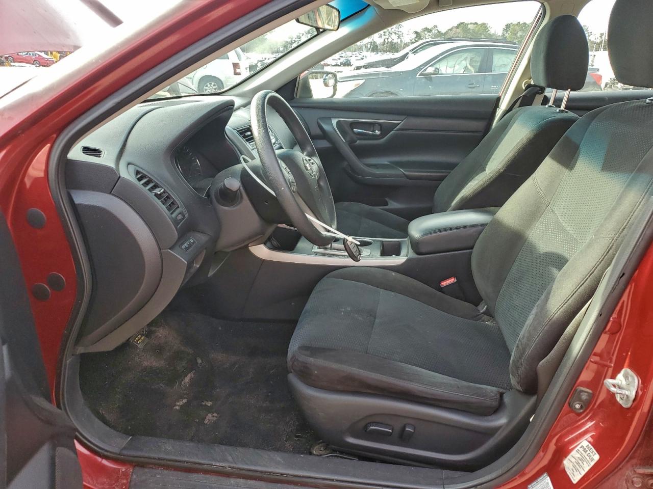 Nissan Altima 2.5 Image 6