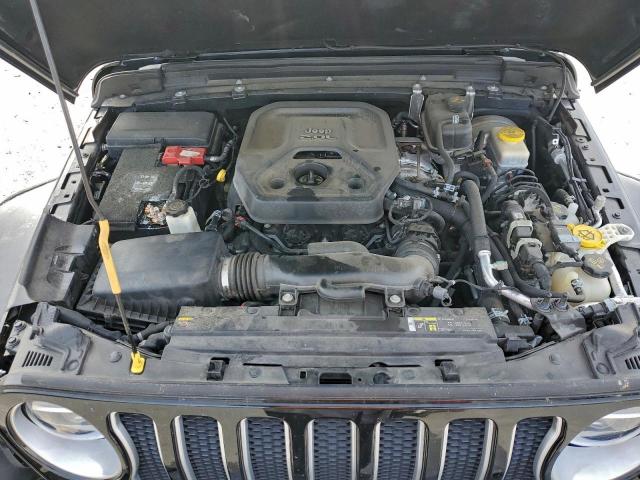 Jeep Wrangler Sahara Image 10