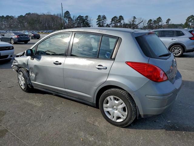 Nissan Versa S Image 4