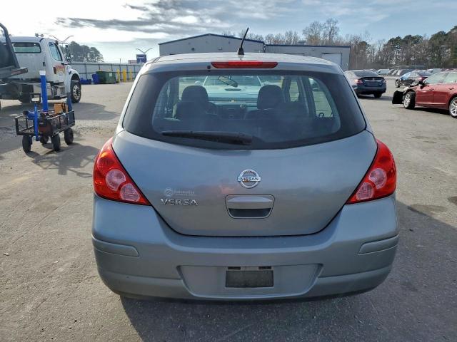 Nissan Versa S Image 12