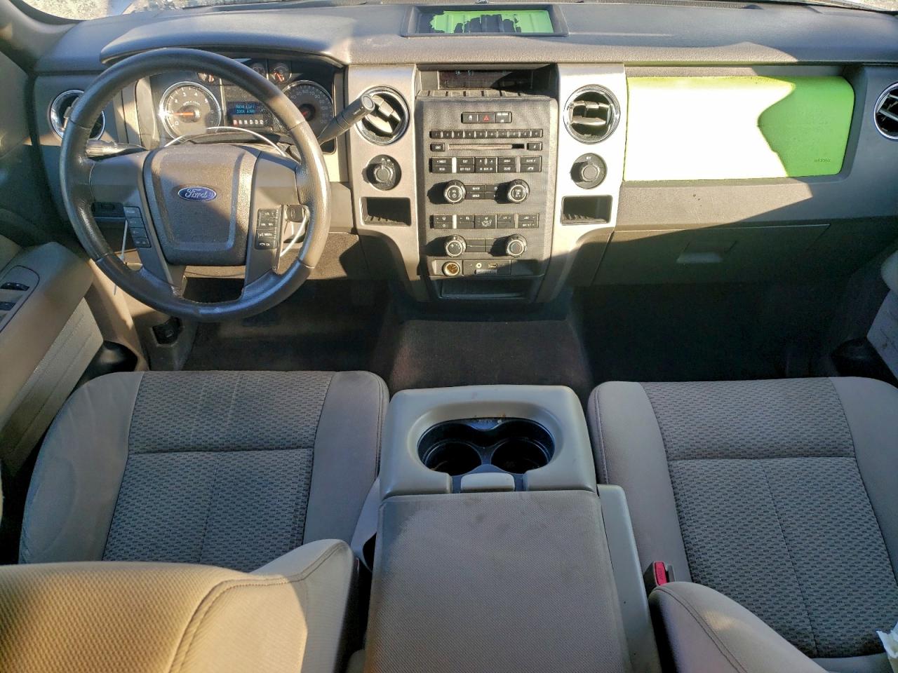 Ford F-150 Supercrew Image 9