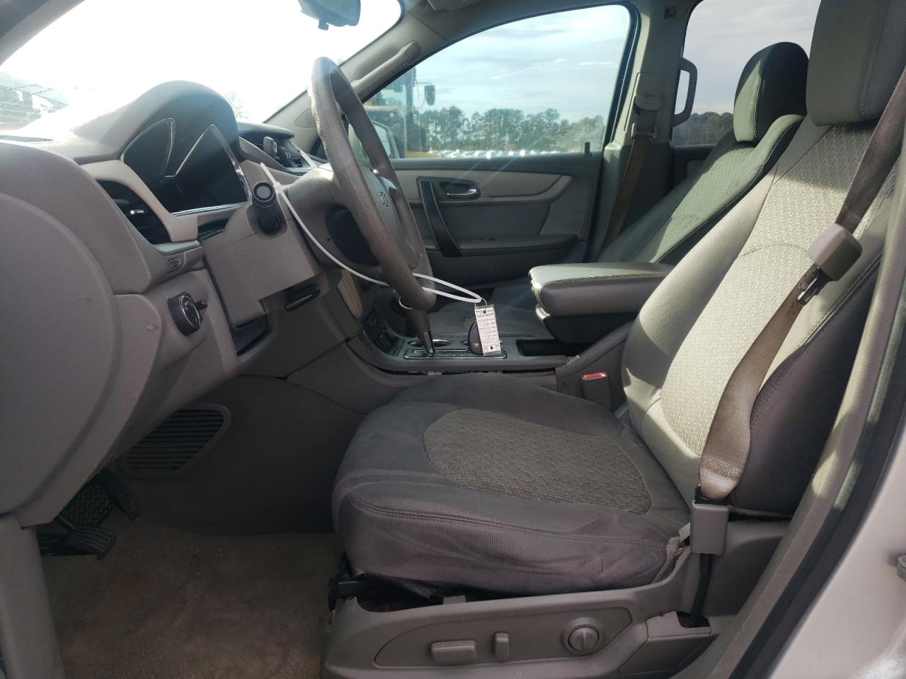 Chevrolet Traverse Ls Image 4