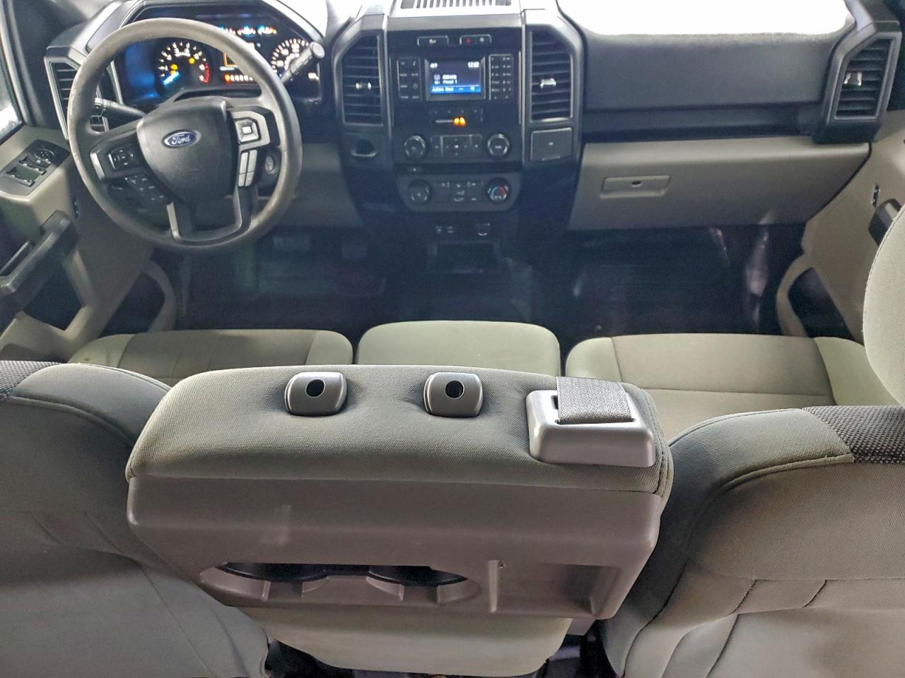 Ford F-150 Supercrew Image 7