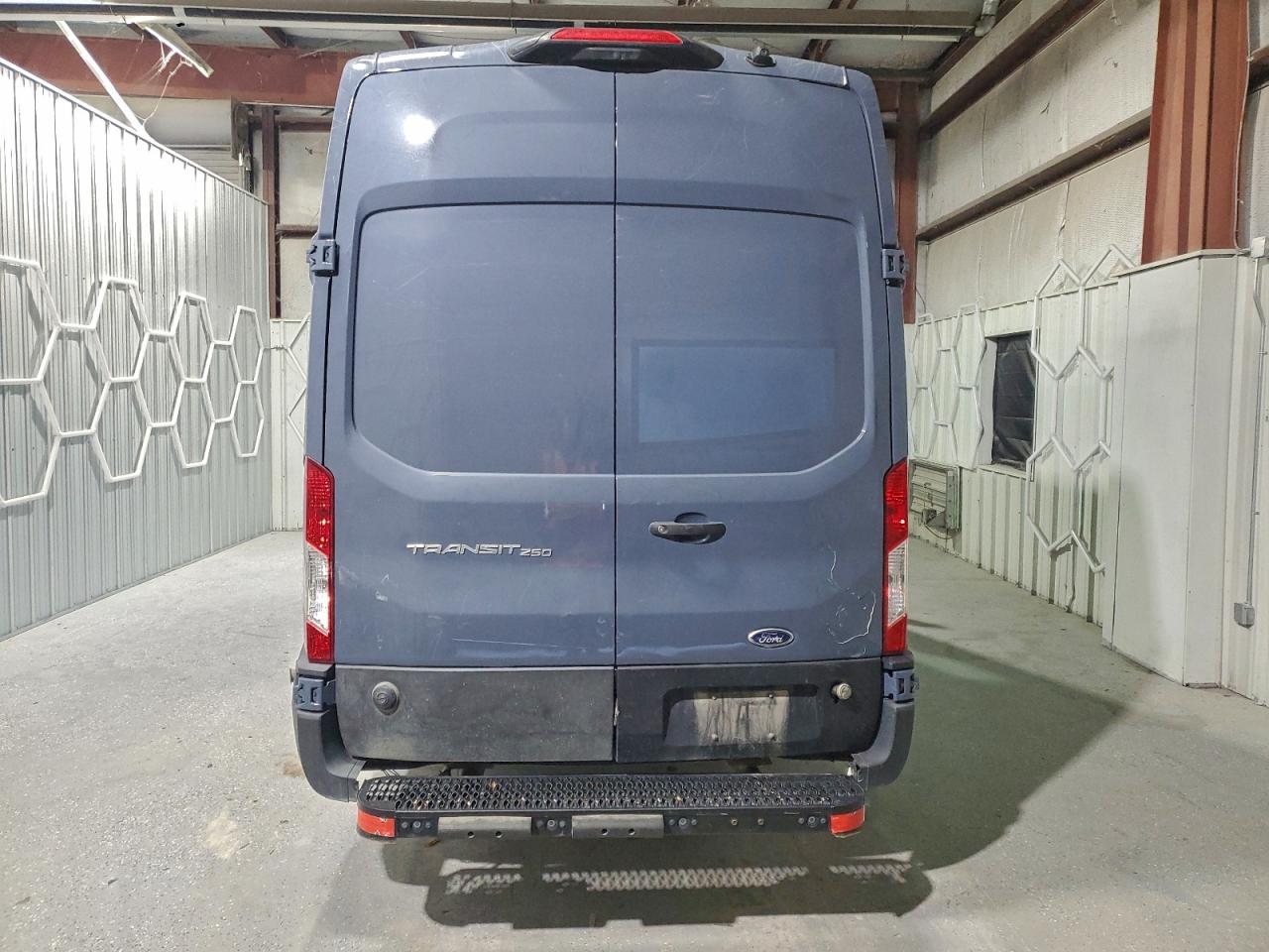 Ford Transit T-250 Image 8