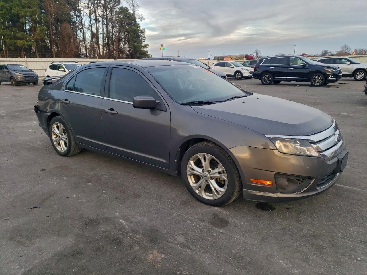 Ford Fusion Se Image 2