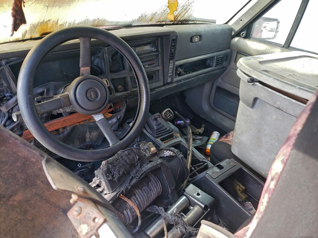 Jeep Grand Cherokee Sport Image 5