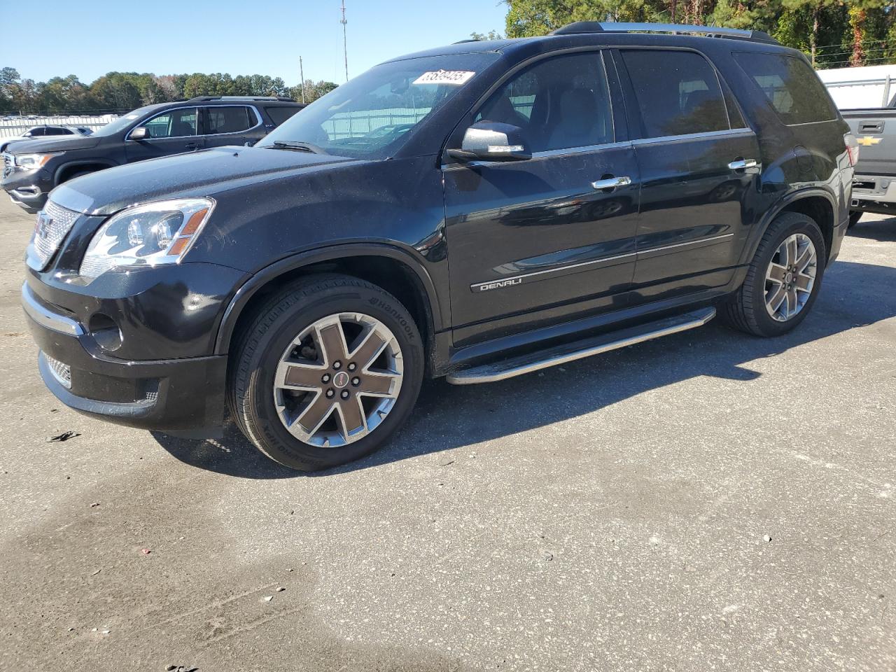 GMC Acadia Denali Image 1