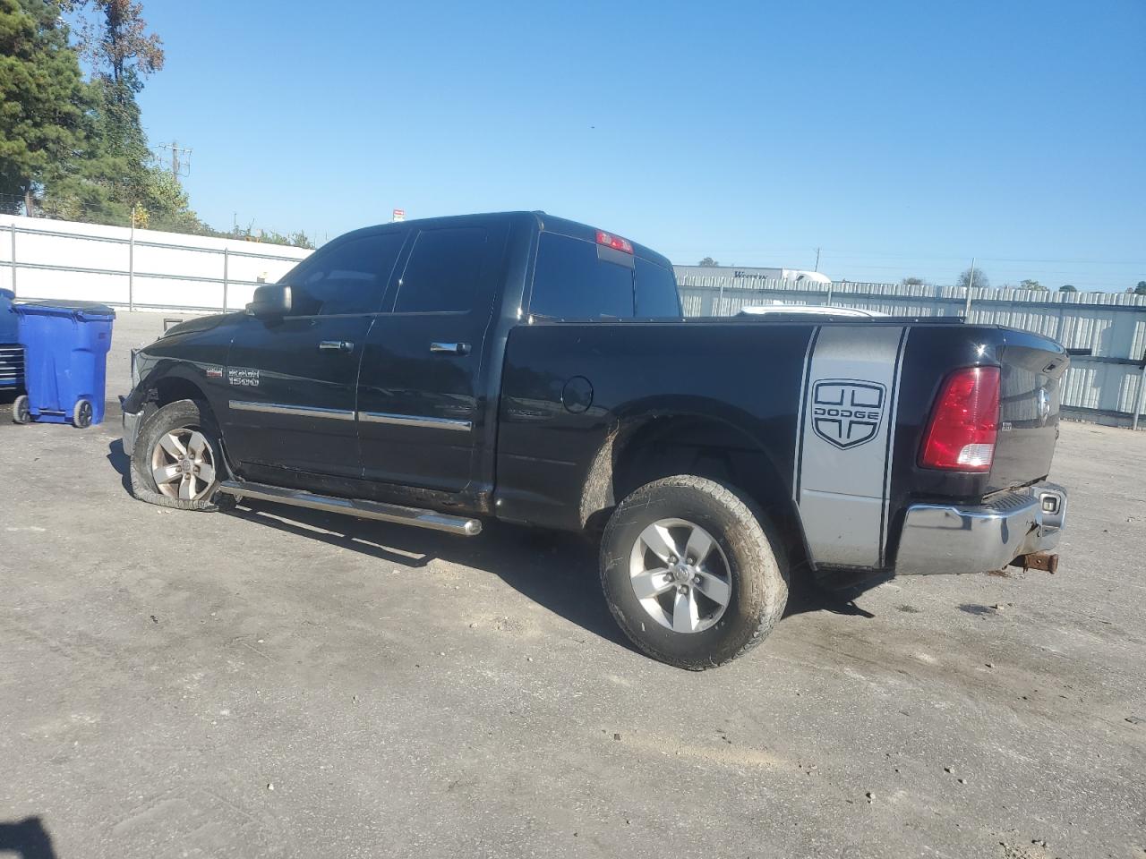 Ram 1500 Slt Image 12