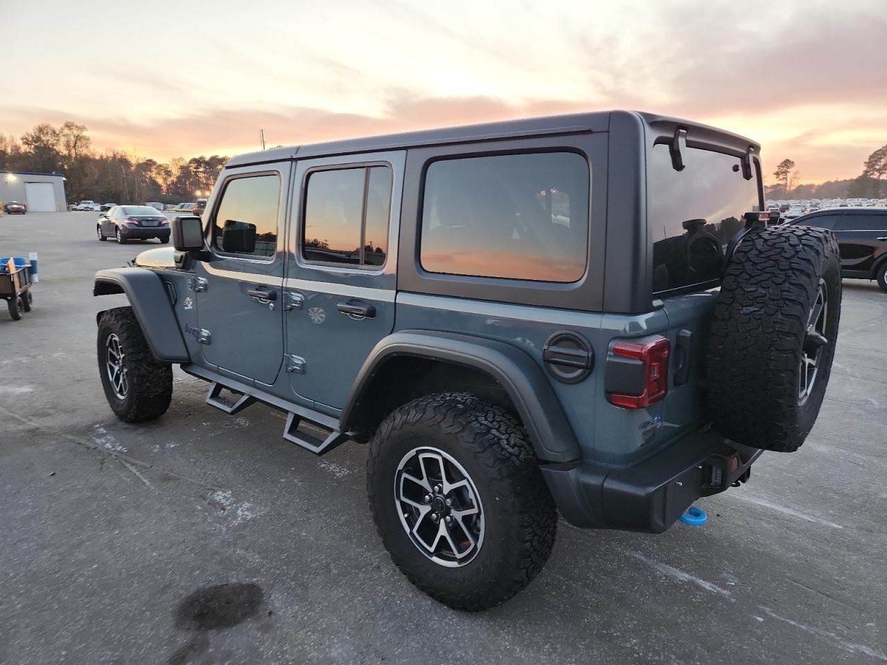 Jeep Wrangler Rubicon 4xe Image 3